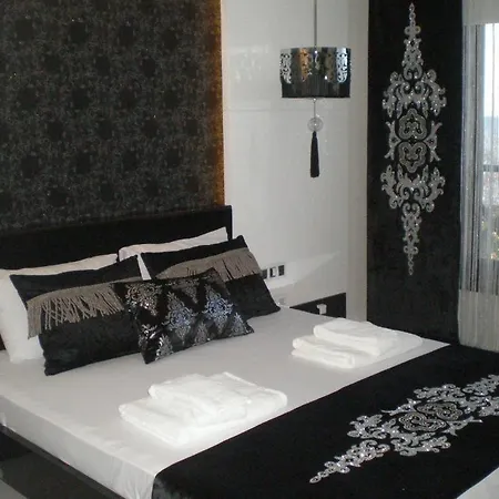 Padya 4*